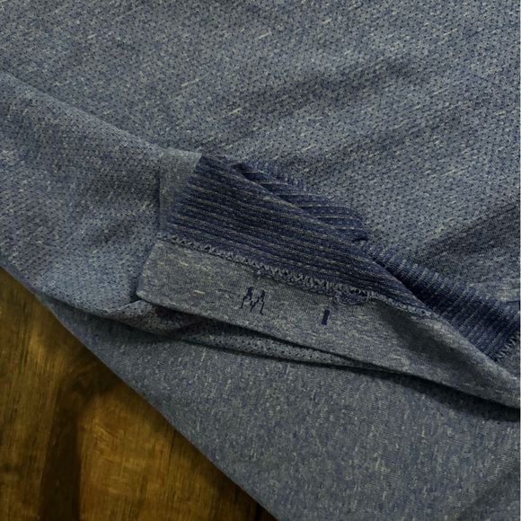 Men’s Lululemon Swiftly Tech T-shirt! Blue color size medium great condition! - Picture 5 of 6